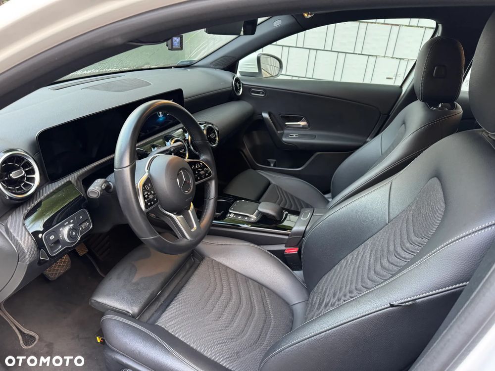 Mercedes-Benz Klasa A 180 d Style 8G-DCT - 5