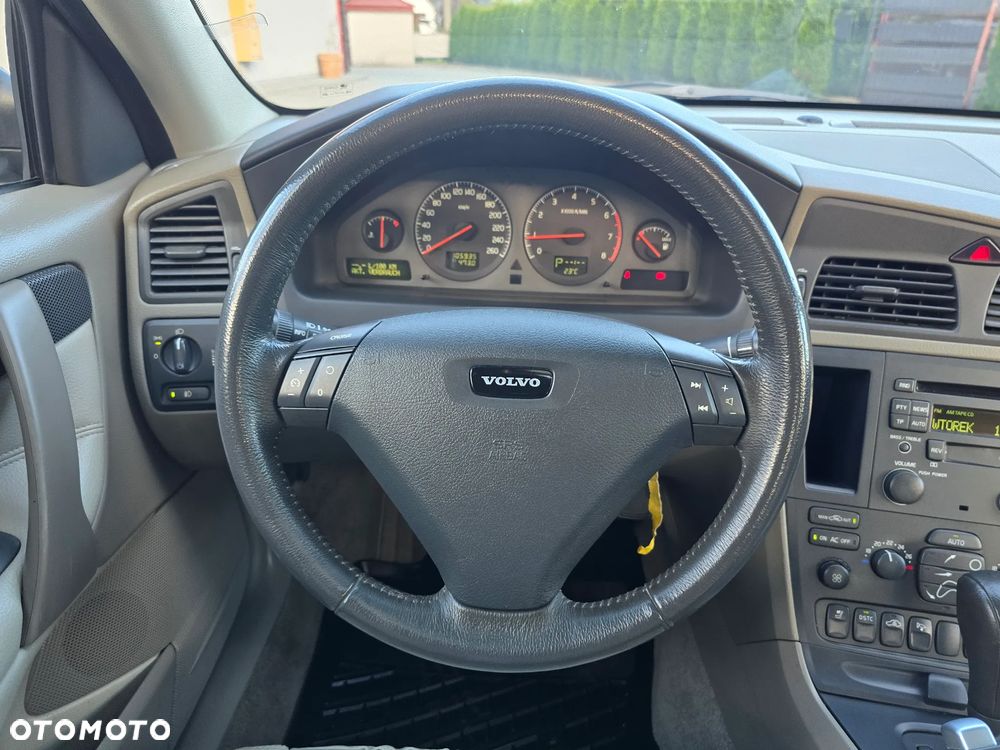 Volvo S60 2.4 Momentum - 25