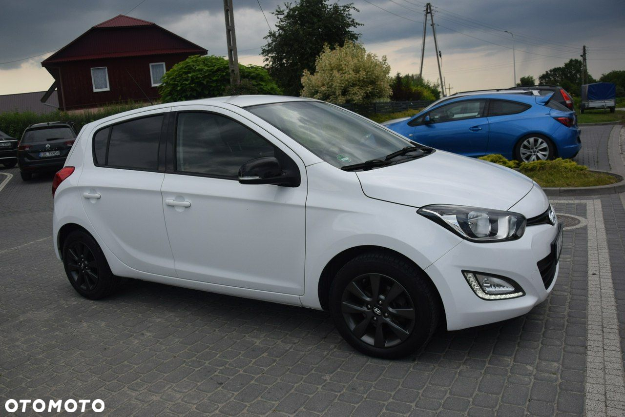 Hyundai i20 1.25 Wersja Jubileuszowa - 8