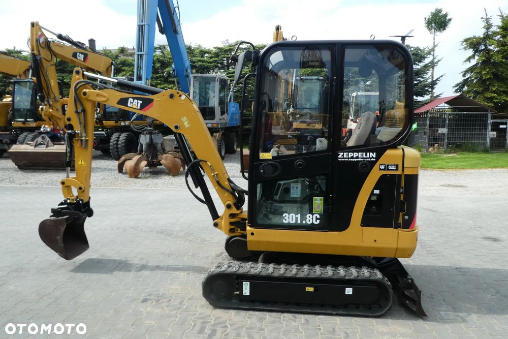 Caterpillar 301,8C PODWOZIE ROSUWANE - 2