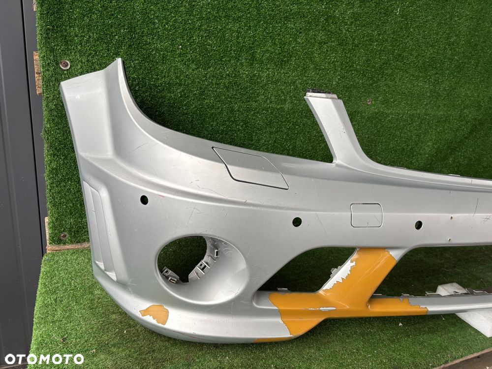 Mercedes C Klasa 204 6,3 AMG zderzak przedni - 3