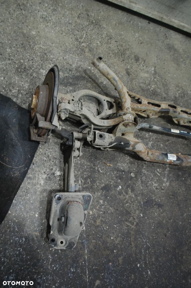 BELKA ZAWIESZENIA TYŁ TYLNA 1K0505315BA VW GOLF V TOURAN I AUDI A3 8P SEAT LEON II SKODA OCTAVIA II 2.0 TDI TFSI 1K0500049DF 1K0505315BF - 7