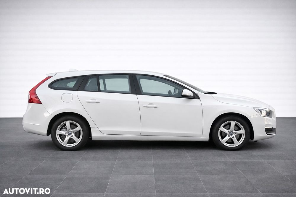 Volvo V60 D2 Kinetic - 8