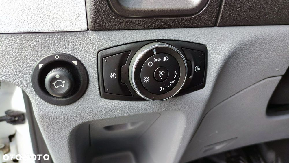 Ford Transit - 27