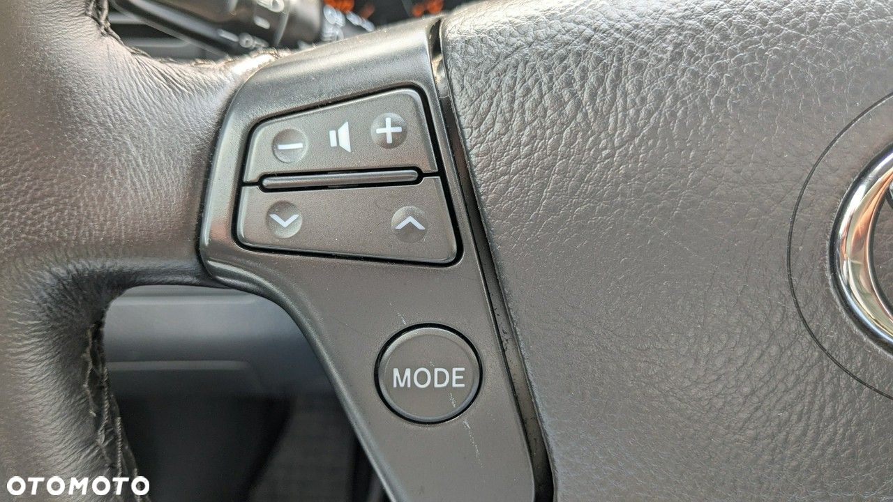 Toyota Avensis - 29