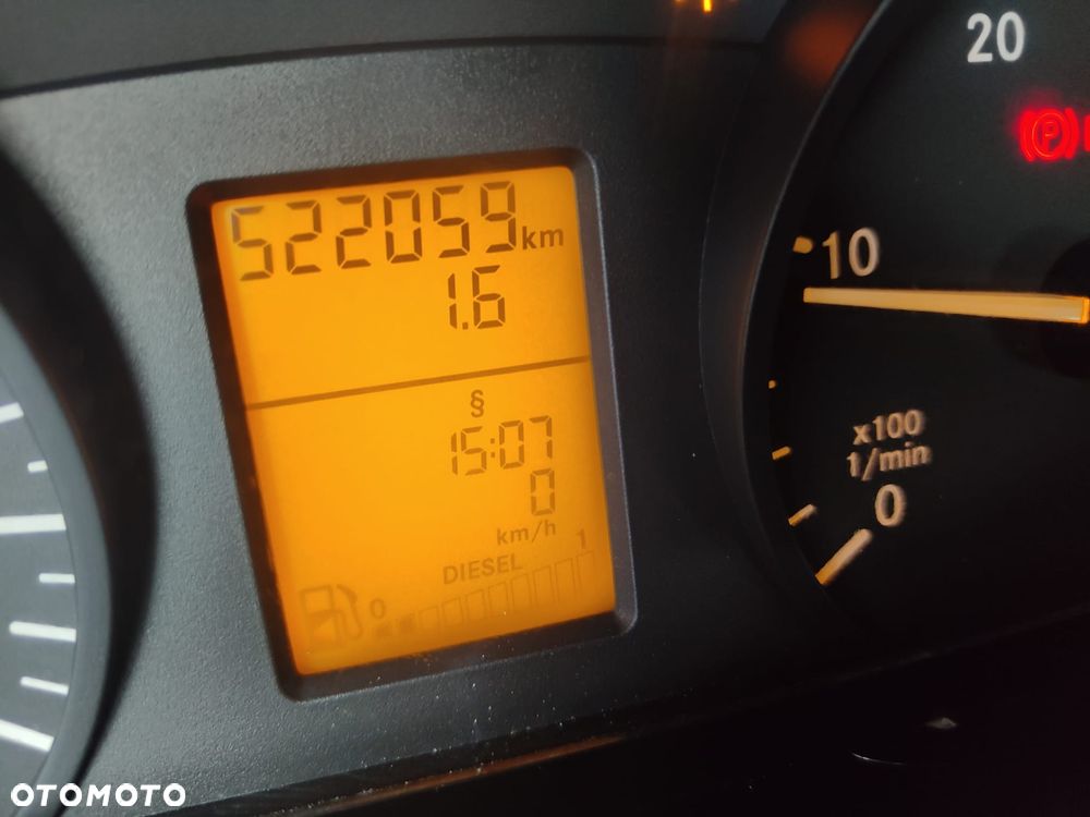 Mercedes-Benz Sprinter - 18