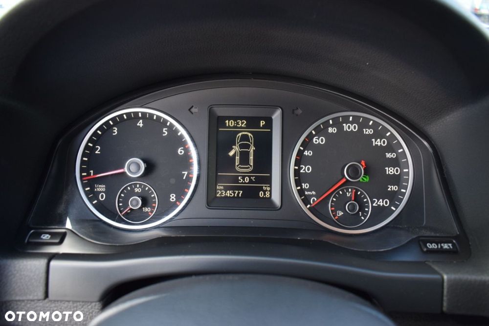 Volkswagen Tiguan - 23