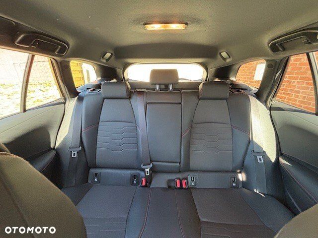 Toyota Corolla - 9