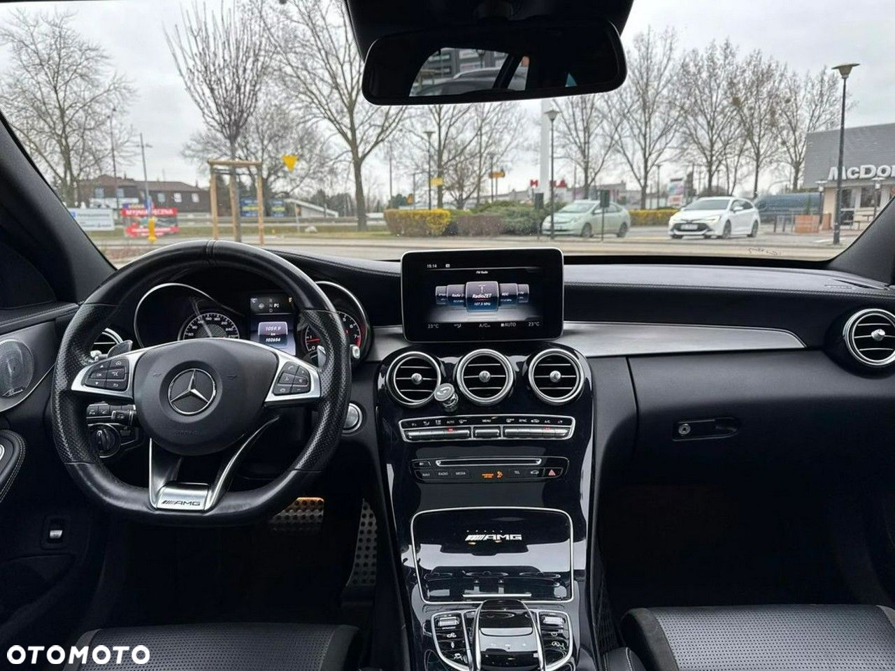 Mercedes-Benz Klasa C AMG 63 T AMG Speedshift 7G-MCT - 16