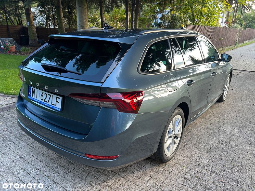 Skoda Octavia 2.0 TDI Ambition DSG - 2