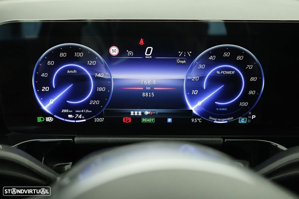 Mercedes-Benz EQA 250+ Edition - 17