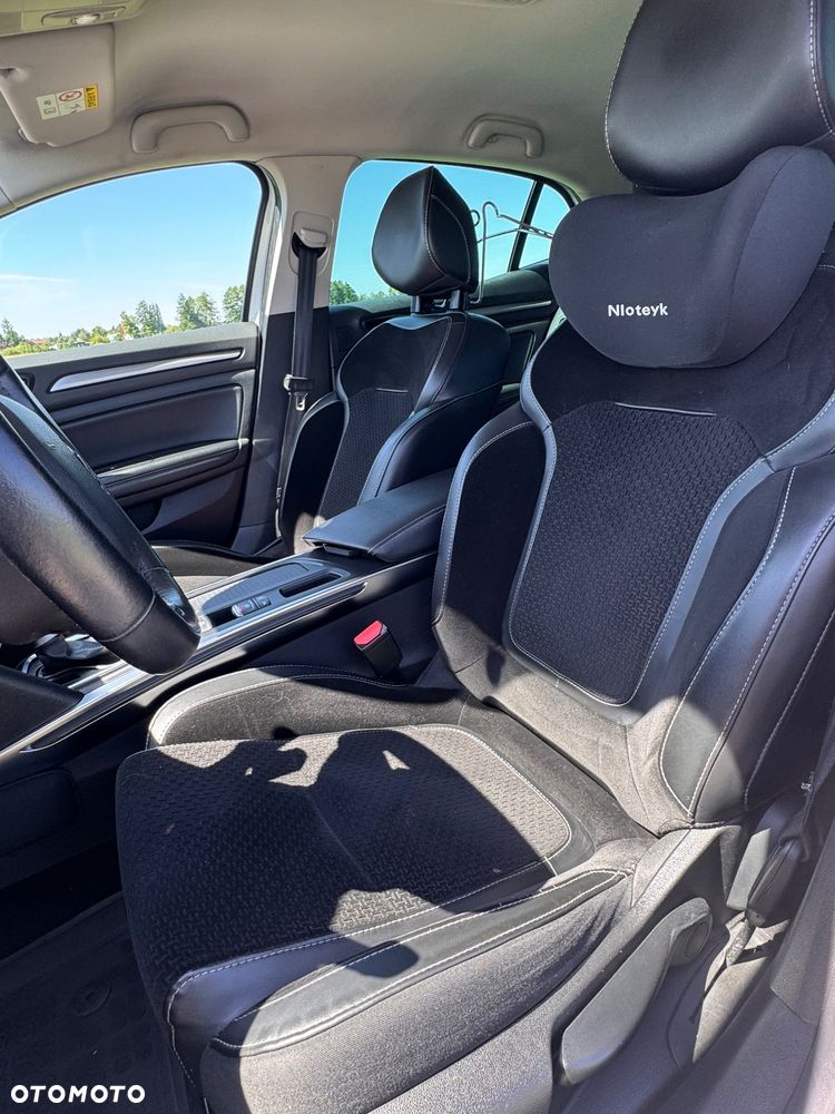 Renault Megane 1.5 dCi Limited EDC EU6 - 36