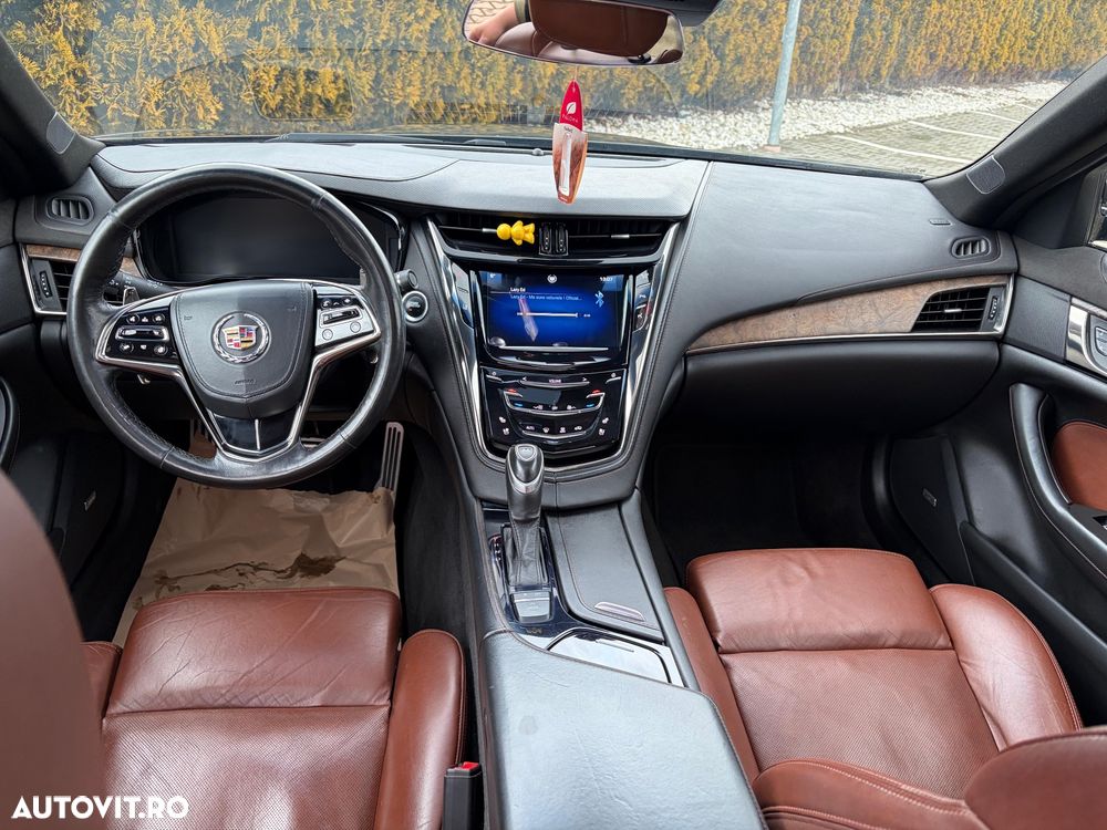 Cadillac CTS - 9