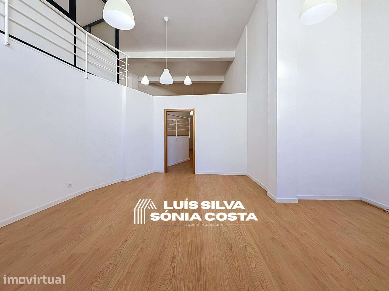 Loja para Arrendamento | 120 m2 | Terraço | Pé-Direito Duplo |... - Grande imagem: 4/26