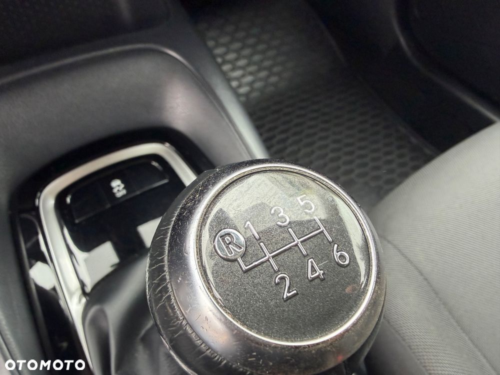 Toyota Corolla 1.5 Comfort - 11