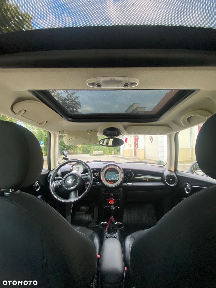 MINI Clubman Cooper D - 11