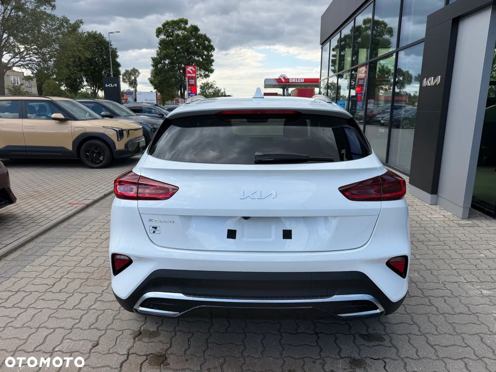 Kia XCeed 1.6 T-GDI M DCT - 4