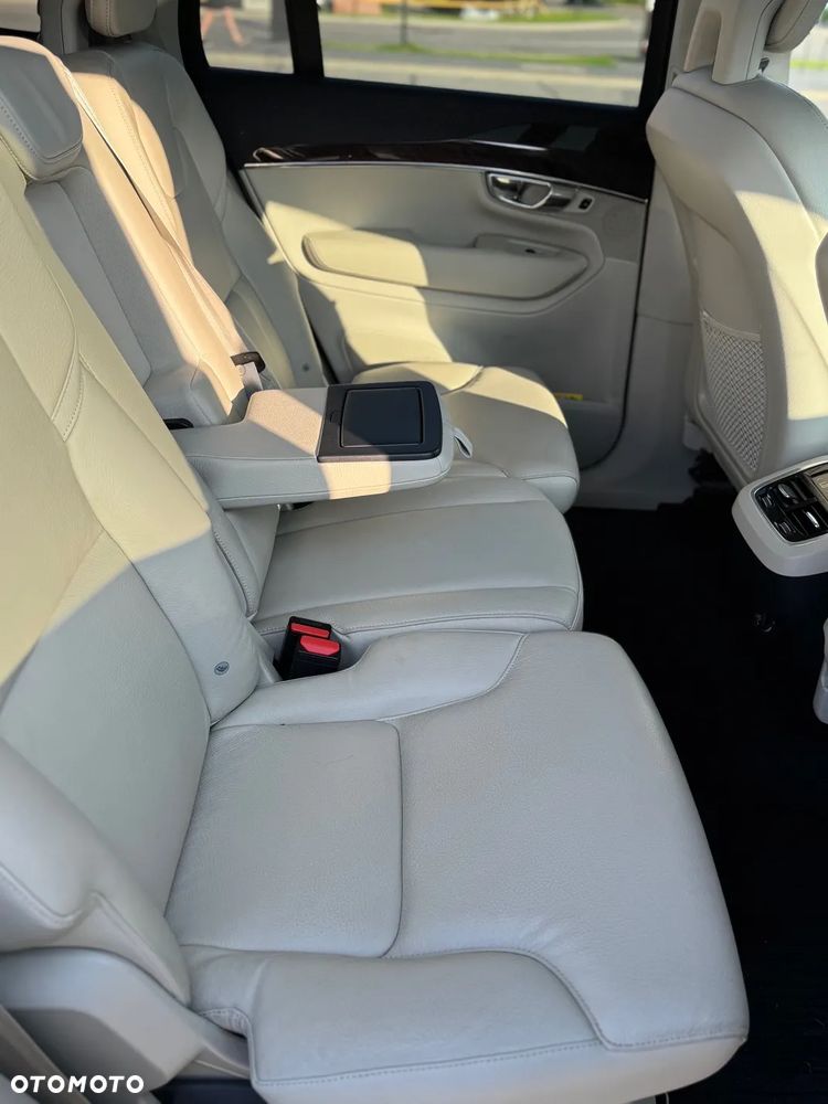 Volvo XC 90 - 11