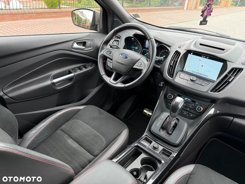 Ford Kuga 2.0 TDCi AWD ST-Line - 32