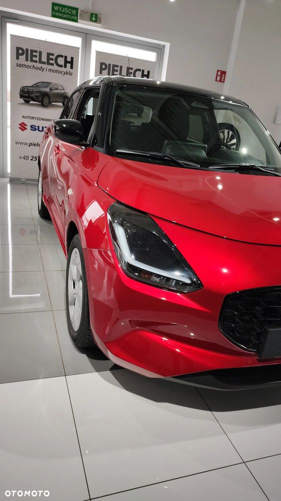 Suzuki Swift 1.2 Dualjet SHVS Premium Plus CVT - 17