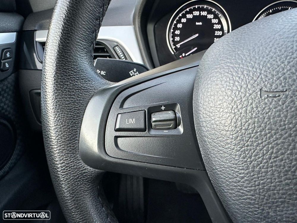 BMW X1 18 d sDrive Auto - 40