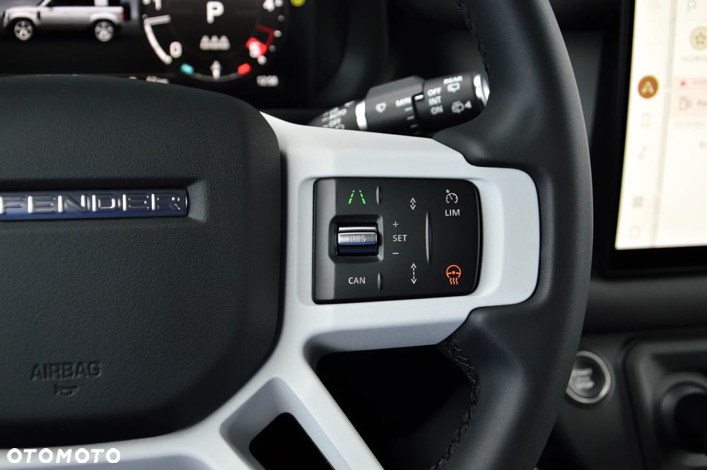 Land Rover Defender 3.0 D250 mHEV - 25