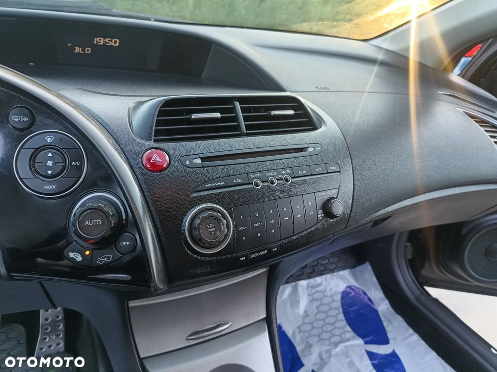 Honda Civic 1.4 Comfort - 15