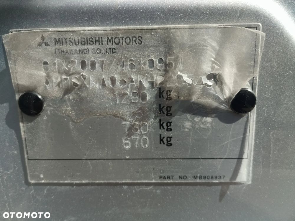 Mitsubishi Space Star 1.0 Plus - 24