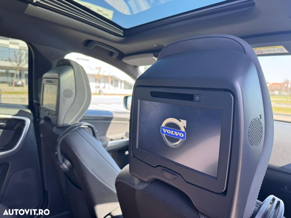 Volvo XC 60 D3 Momentum - 12