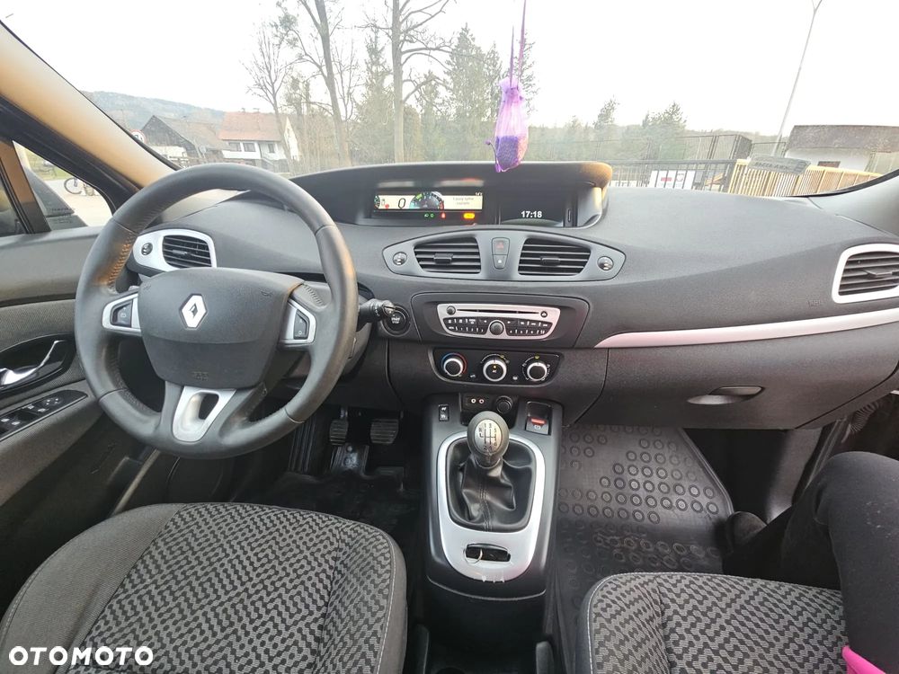 Renault Scenic 1.6 16V 110 TomTom Edition - 10