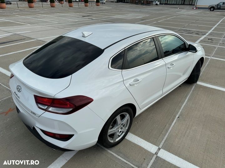 Hyundai i30 1.4 T-GDi 140CP 5DR 7DCT Exclusive - 11