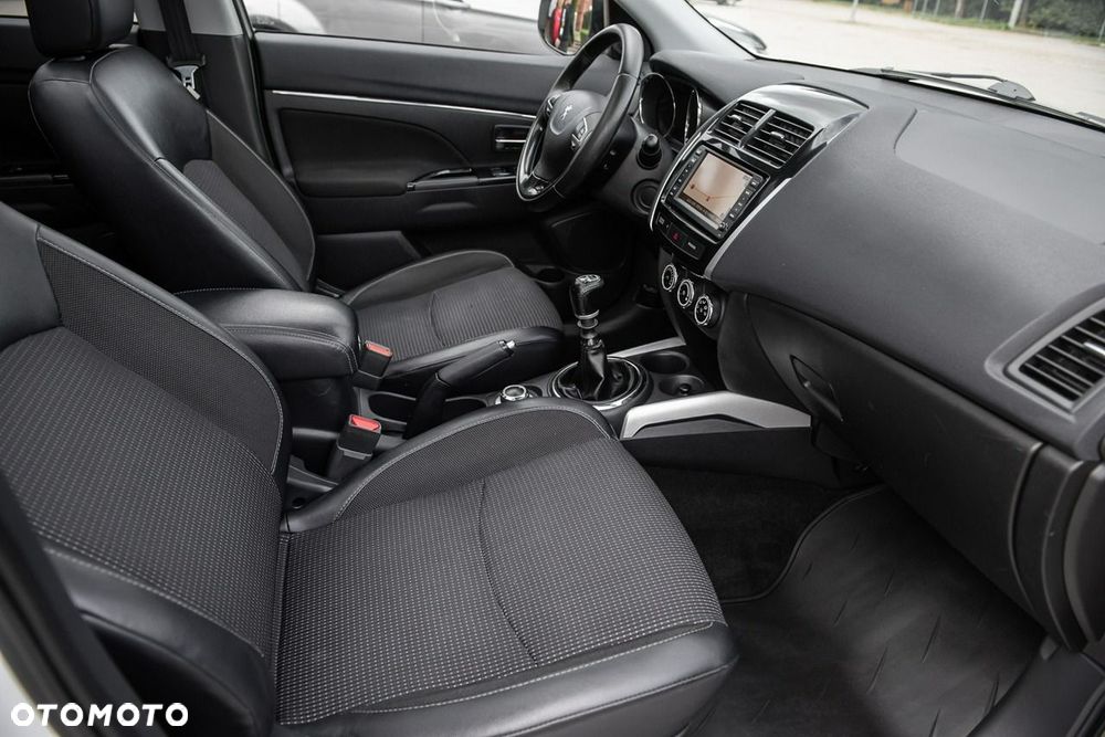 Peugeot 4008 - 11