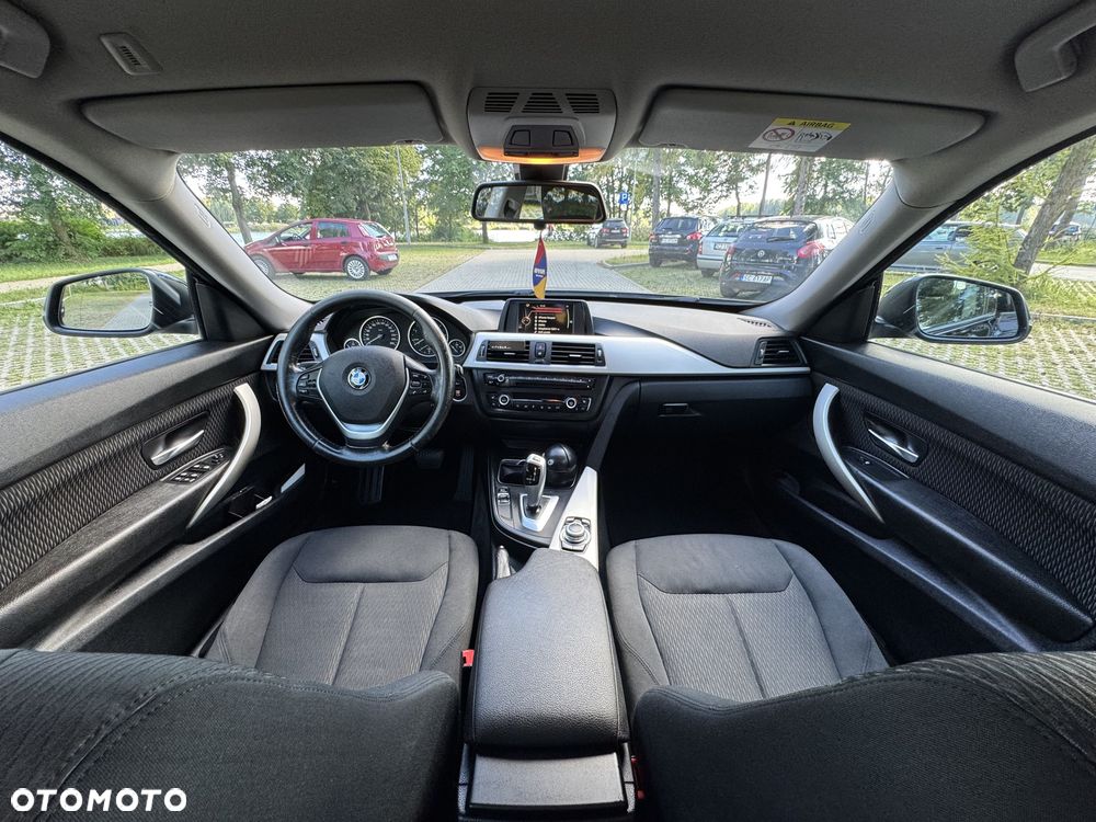 BMW 3GT 320d - 12