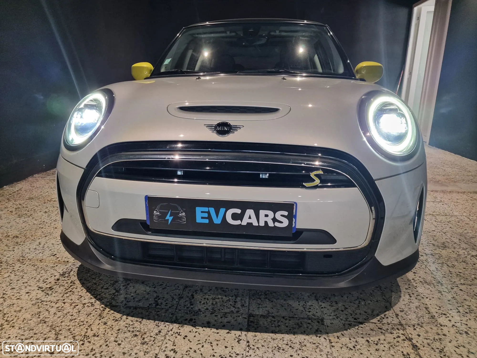 MINI 3 Portas Cooper SE Camden Edition - 21