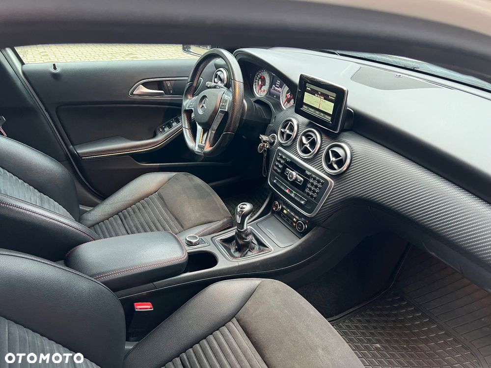 Mercedes-Benz Klasa A 180 (BlueEFFICIENCY) AMG Sport - 15