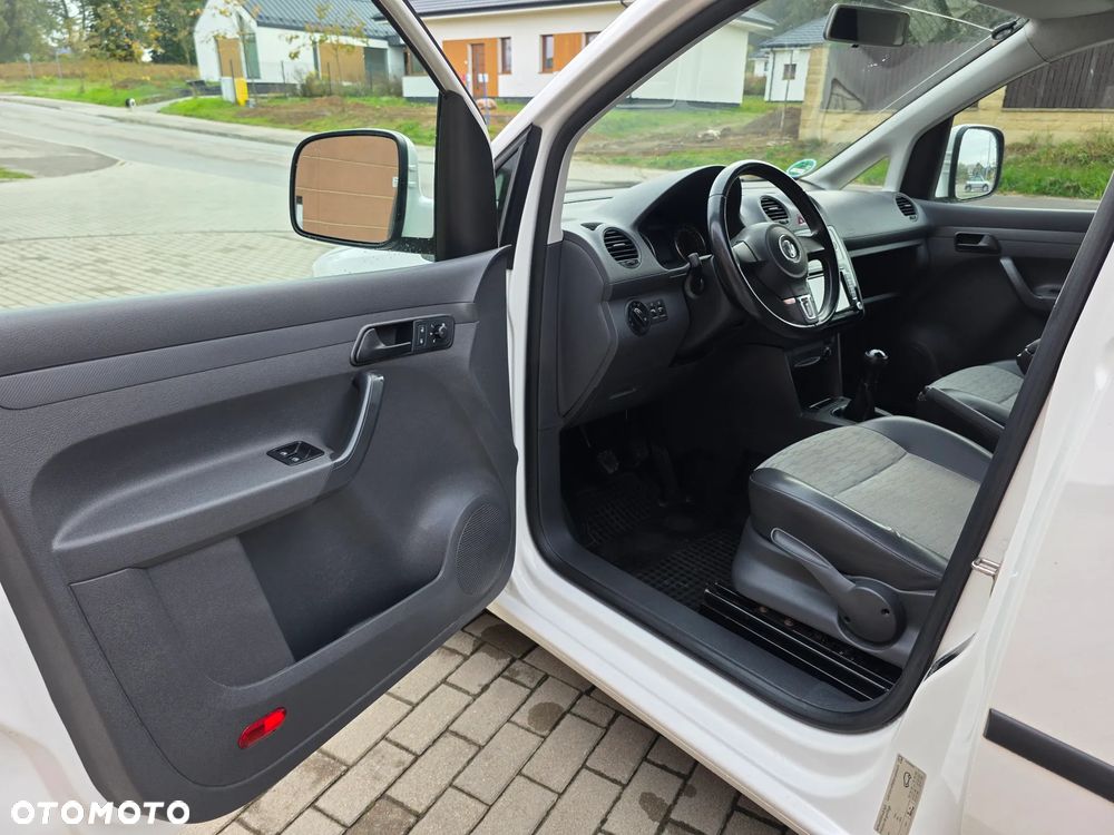 Volkswagen Caddy - 26
