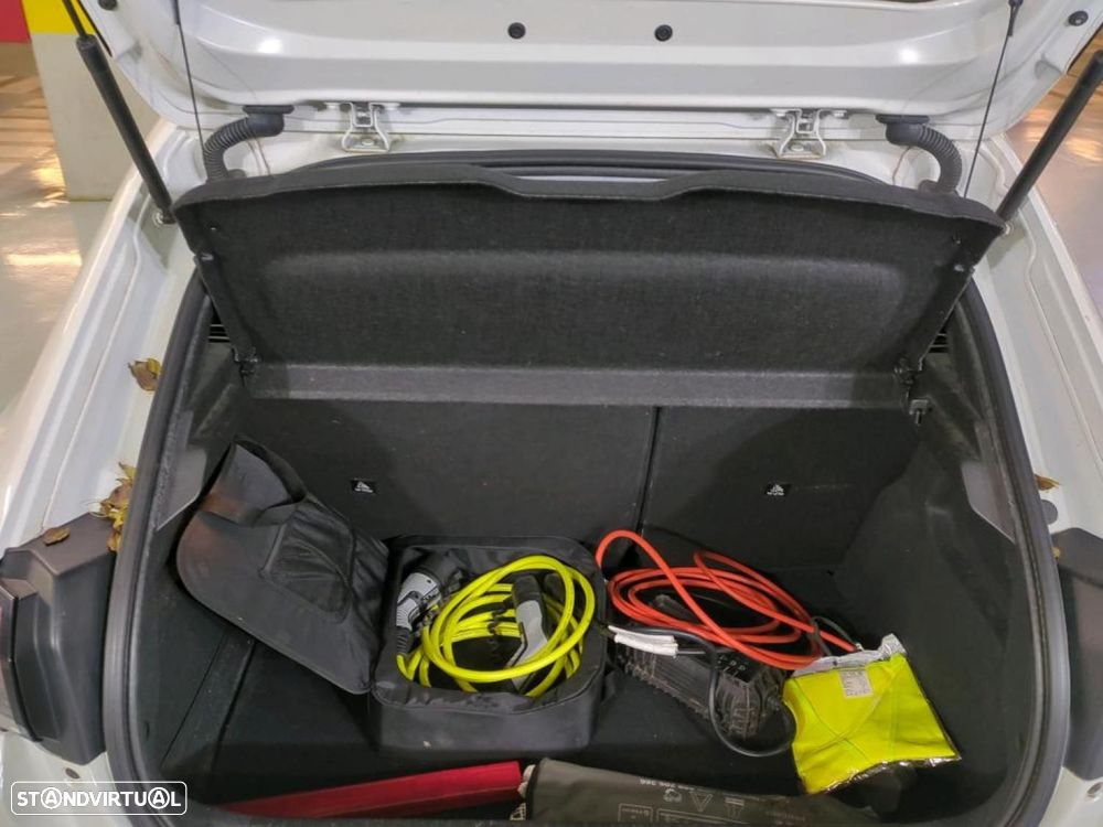 Peugeot e-208 50 kWh Allure - 25