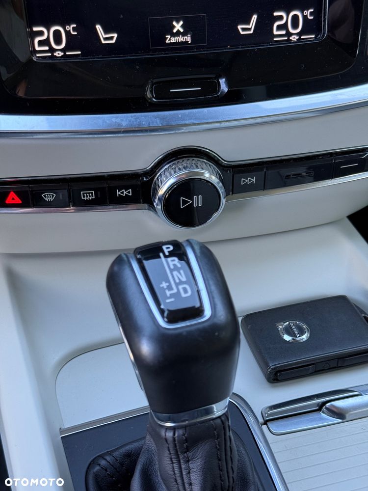 Volvo V60 D4 Momentum Pro - 34