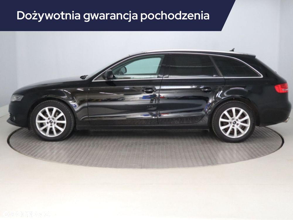 Audi A4 Avant - 4