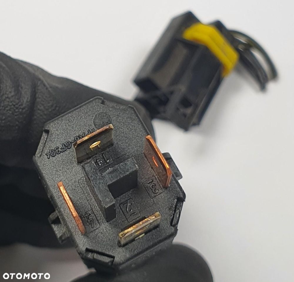 CZUJNIK STOP STOPU OPEL CORSA C LIFT 13118547 90460325 - 2