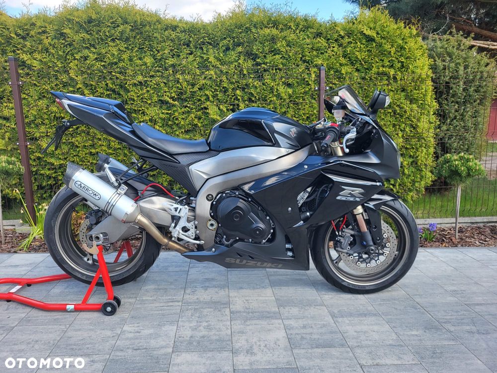 Suzuki GSX 1000 - 19