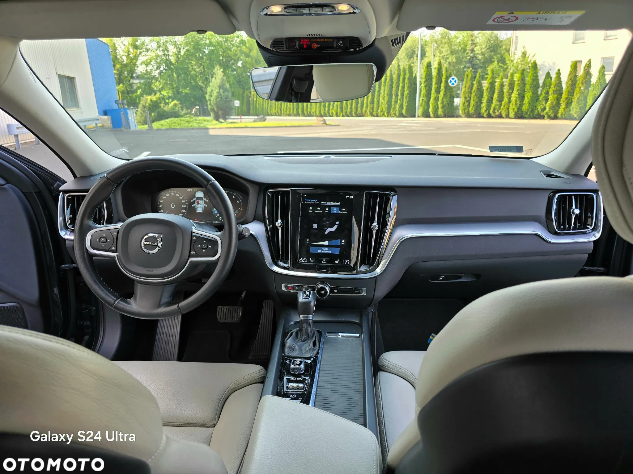 Volvo V60 T4 Momentum Pro - 19