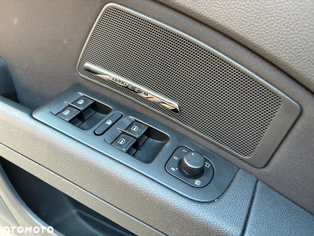 Skoda Superb 2.0 TDI Elegance DSG - 4