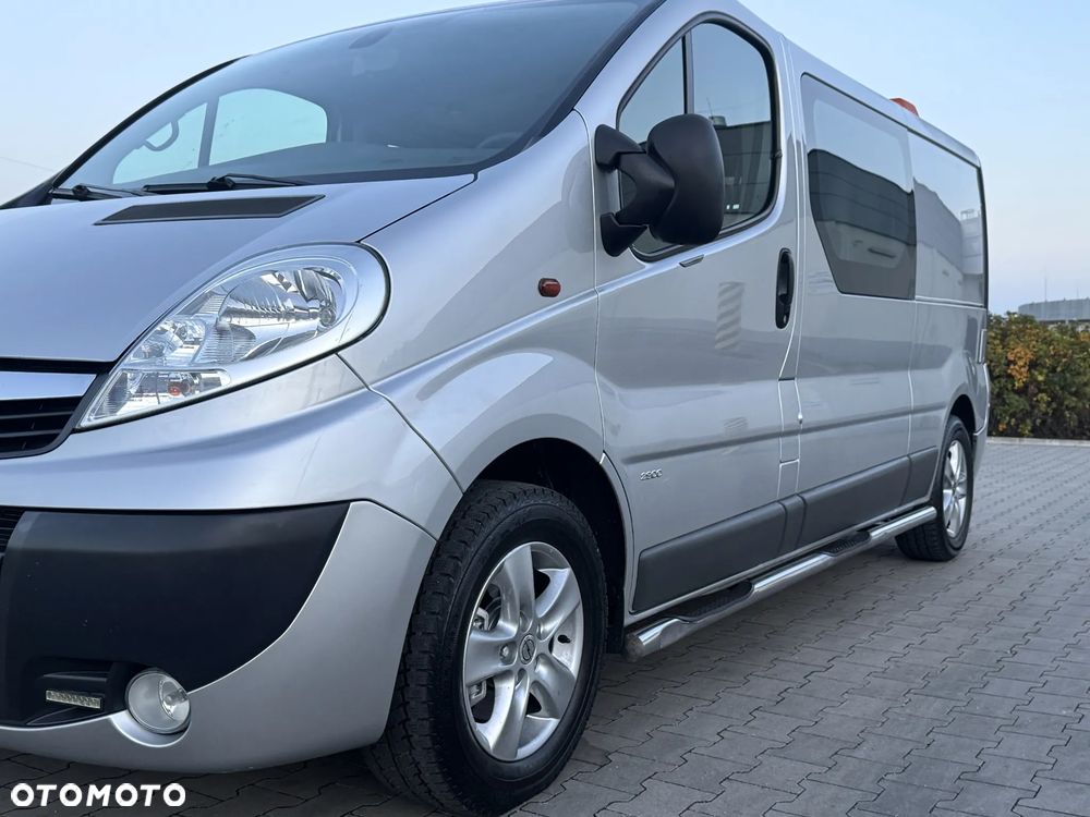 Opel Vivaro - 19