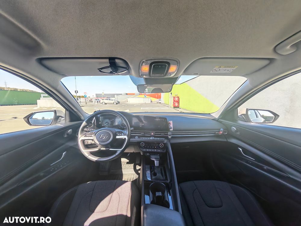 HYUNDAI Elantra 2022 — imagine 13