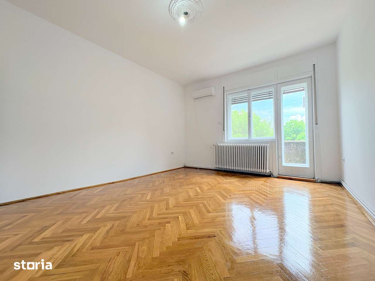 3 camere spațios și luminos, cu 2 garaje, in zona Iosefin — fotografia 1