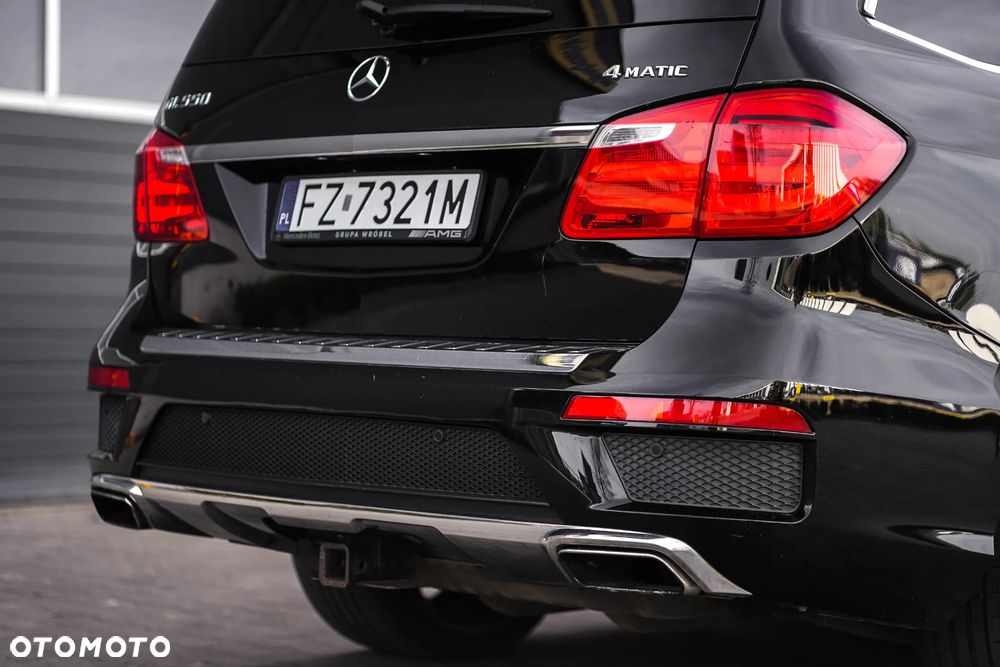 Mercedes-Benz GL - 10