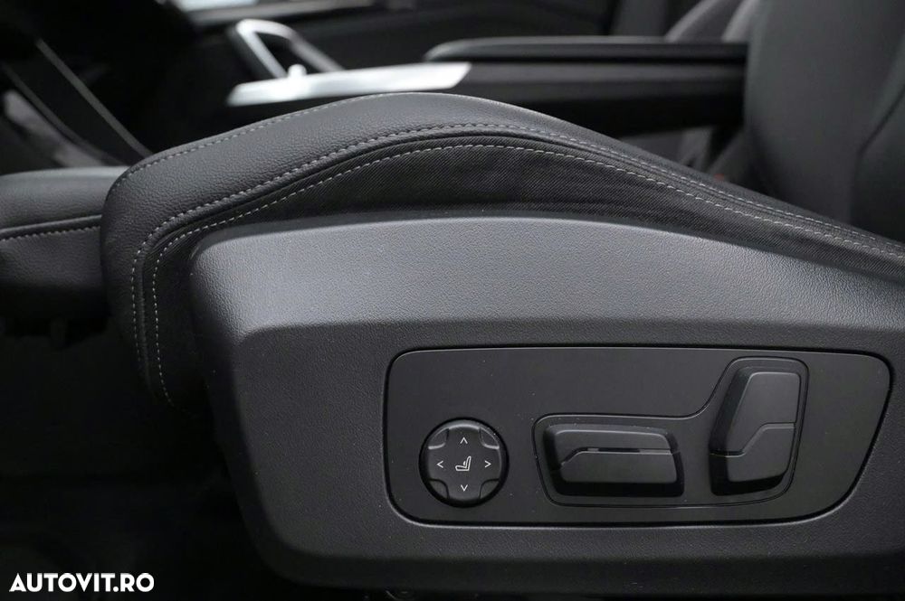 BMW iX1 xDrive30 M Sportpaket - 7