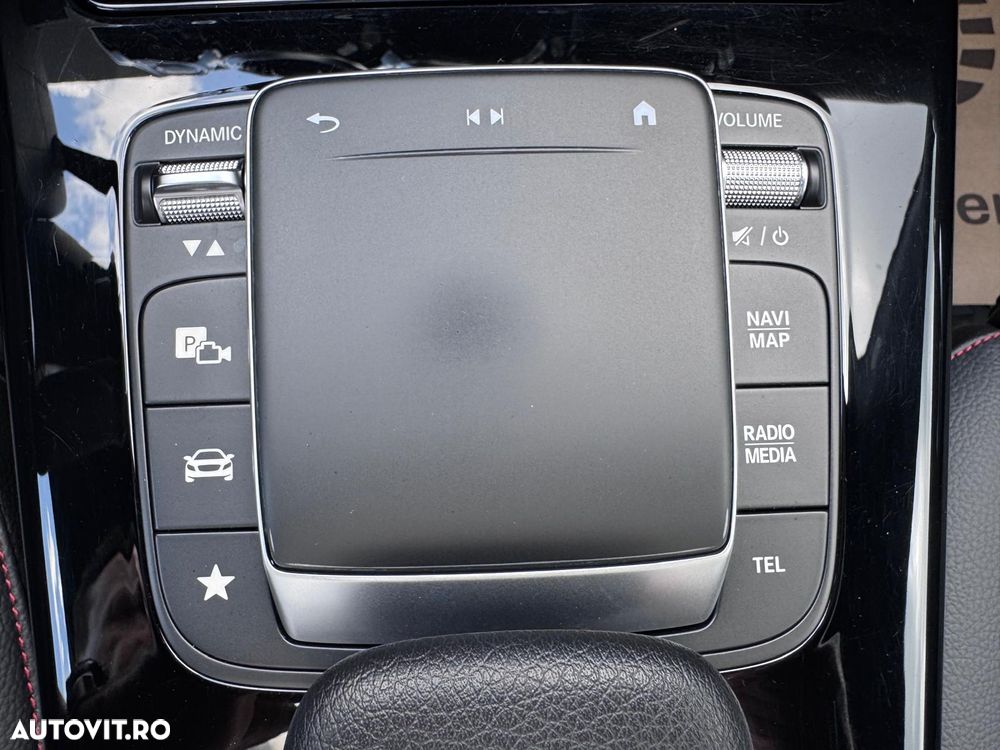 Mercedes-Benz A 250 e 8G-DCT AMG Line - 32