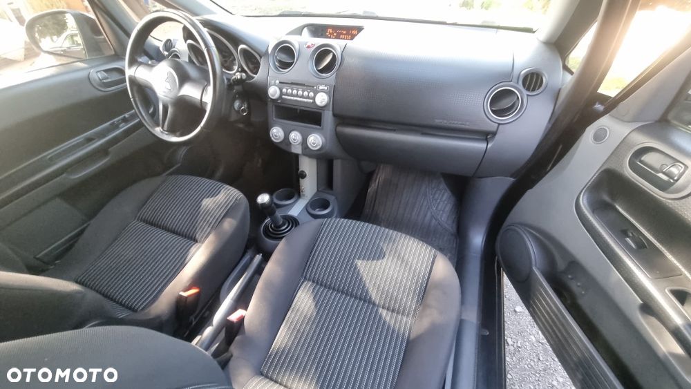 Mitsubishi Colt - 7